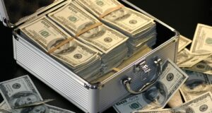 ‘Bidenomics’ – U.S. National Debt Passes $33 Trillion for First Time