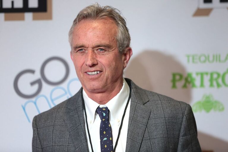 RFK Jr. Hints At Trump Admin. Role Great America News Desk